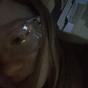 Meet your Posher, Carley